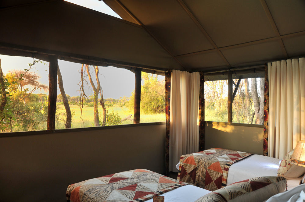 Отель The Hide Safari Camp Dete Экстерьер фото