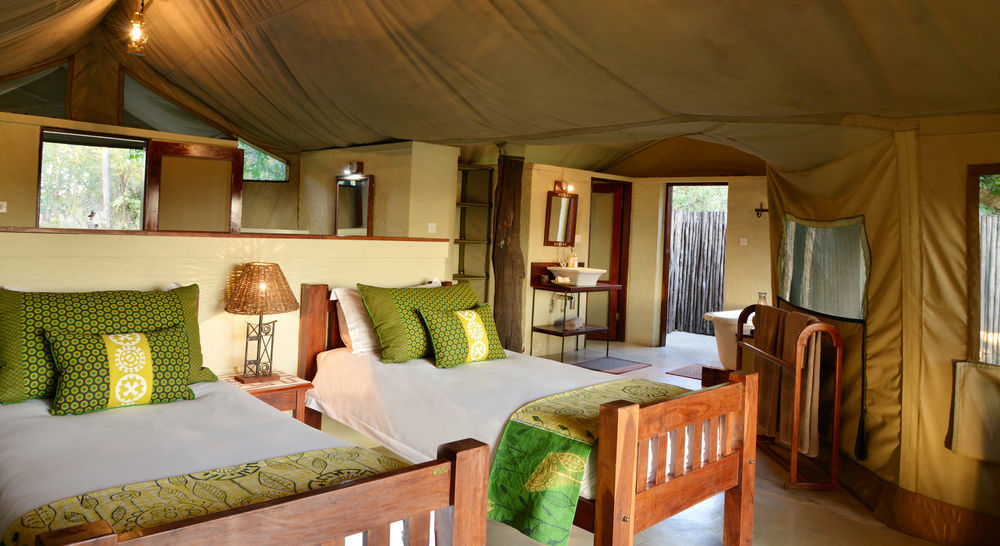 Отель The Hide Safari Camp Dete Экстерьер фото